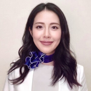 星名 真里